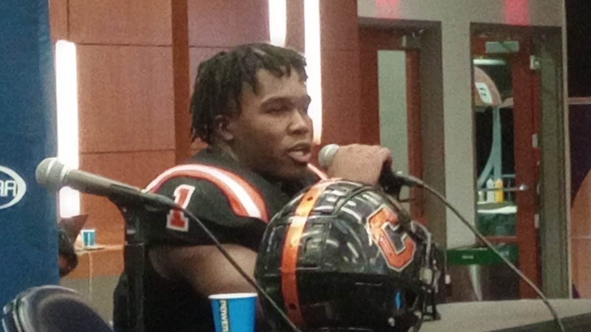 Catholic-Baton Rouge tailback Barry Remo 